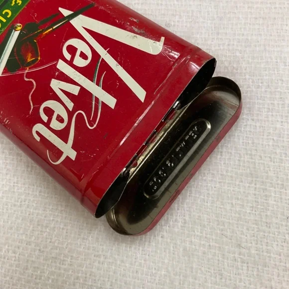 Vintage Velvet Pipe & Cigarette Tobacco Tin Collectible - Picture 7 of 11